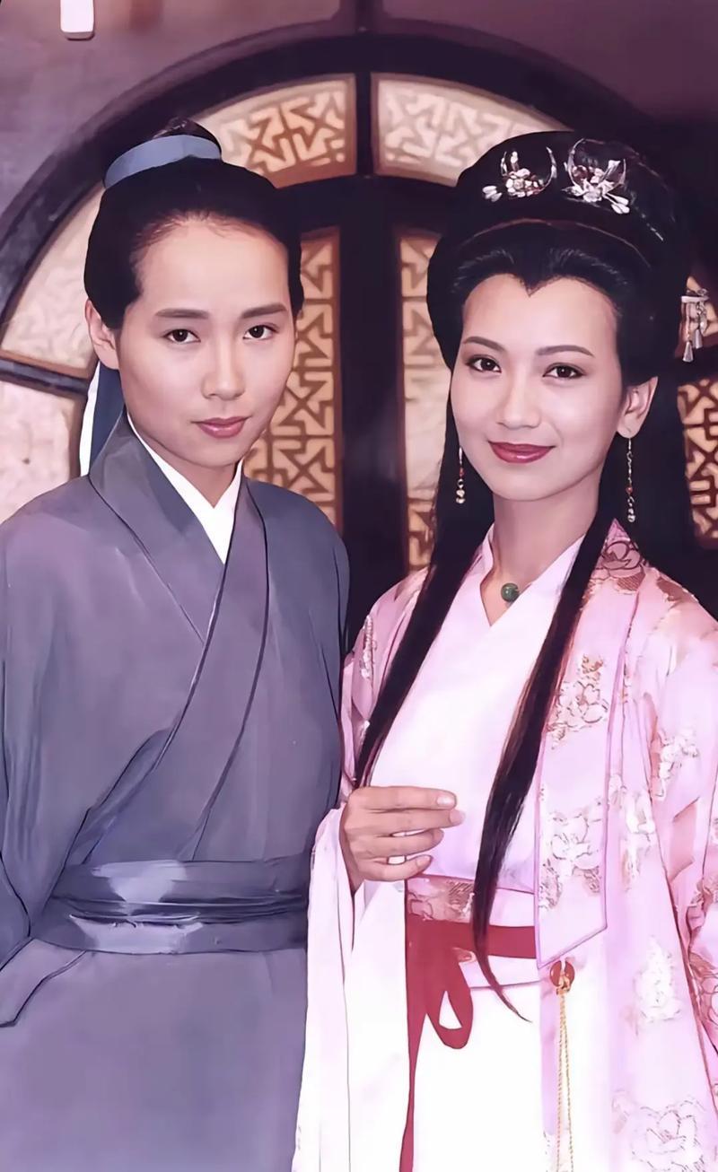 607080后美好回忆，新白娘子故事深入人心[比心][比心]我是70后大叔，那个