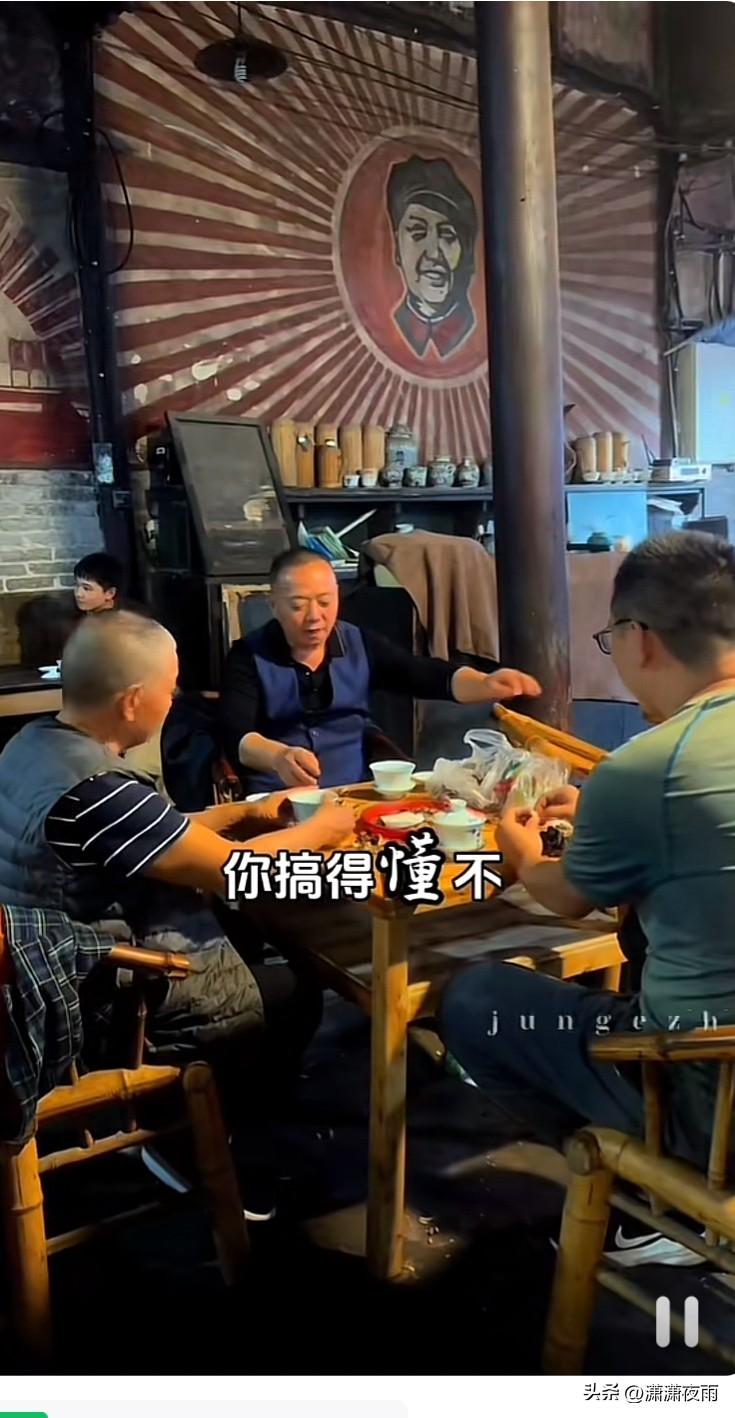 不是！

当然，拥有出色的本事，受过高等教育，有一个良好的身体是获得成功的条件。