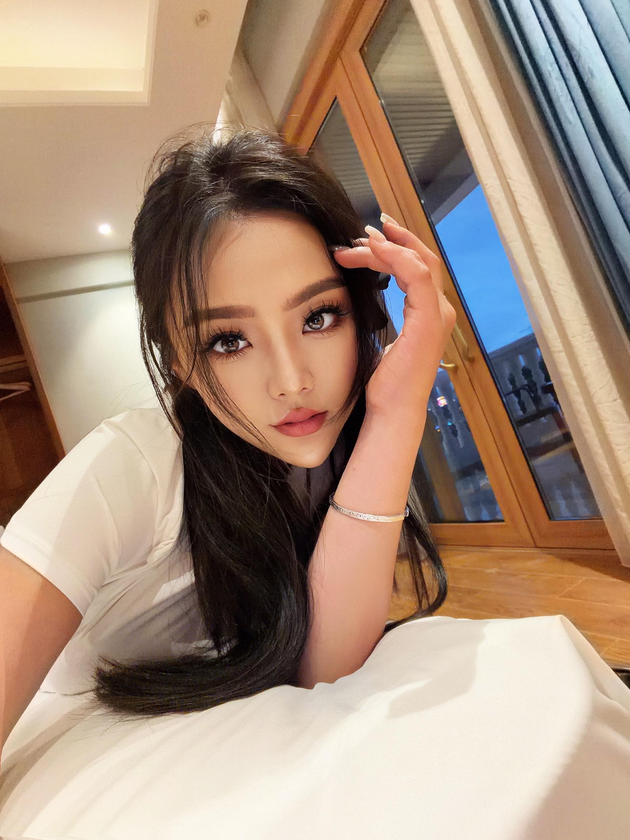 有福之人千人恨 无福之人恨千人 聪明有才彰显文 夭赋能人践行真 做自己就好