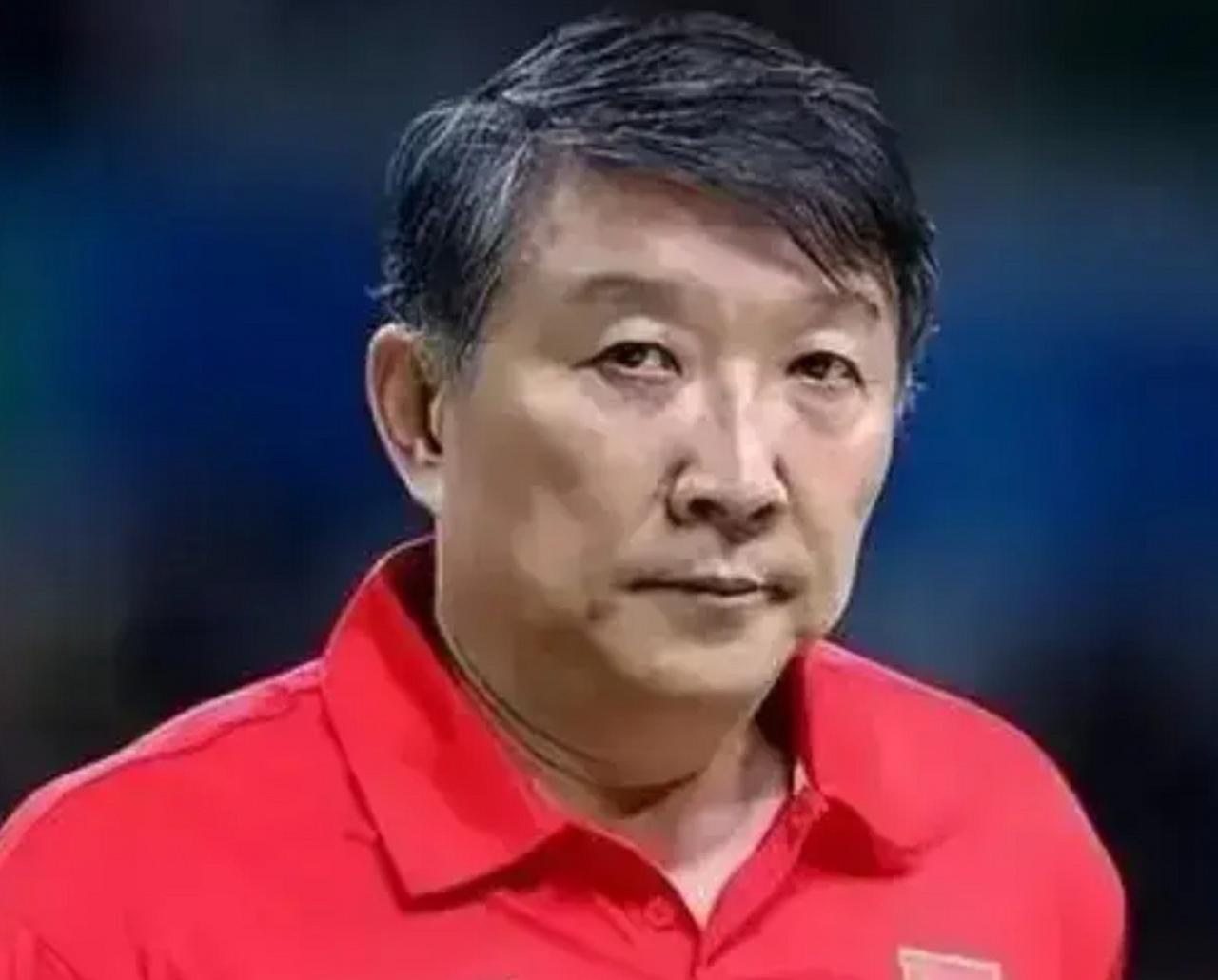 中国女篮李梦已状态严重下滑怎网上看到众多球迷呼吁进国家队！
     李梦曾经高