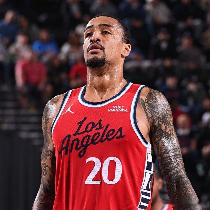 伦纳德（左脚踝酸痛）和柯林斯（头部伤势）均缺席今天对阵森林狼的比赛！森林狼目前排