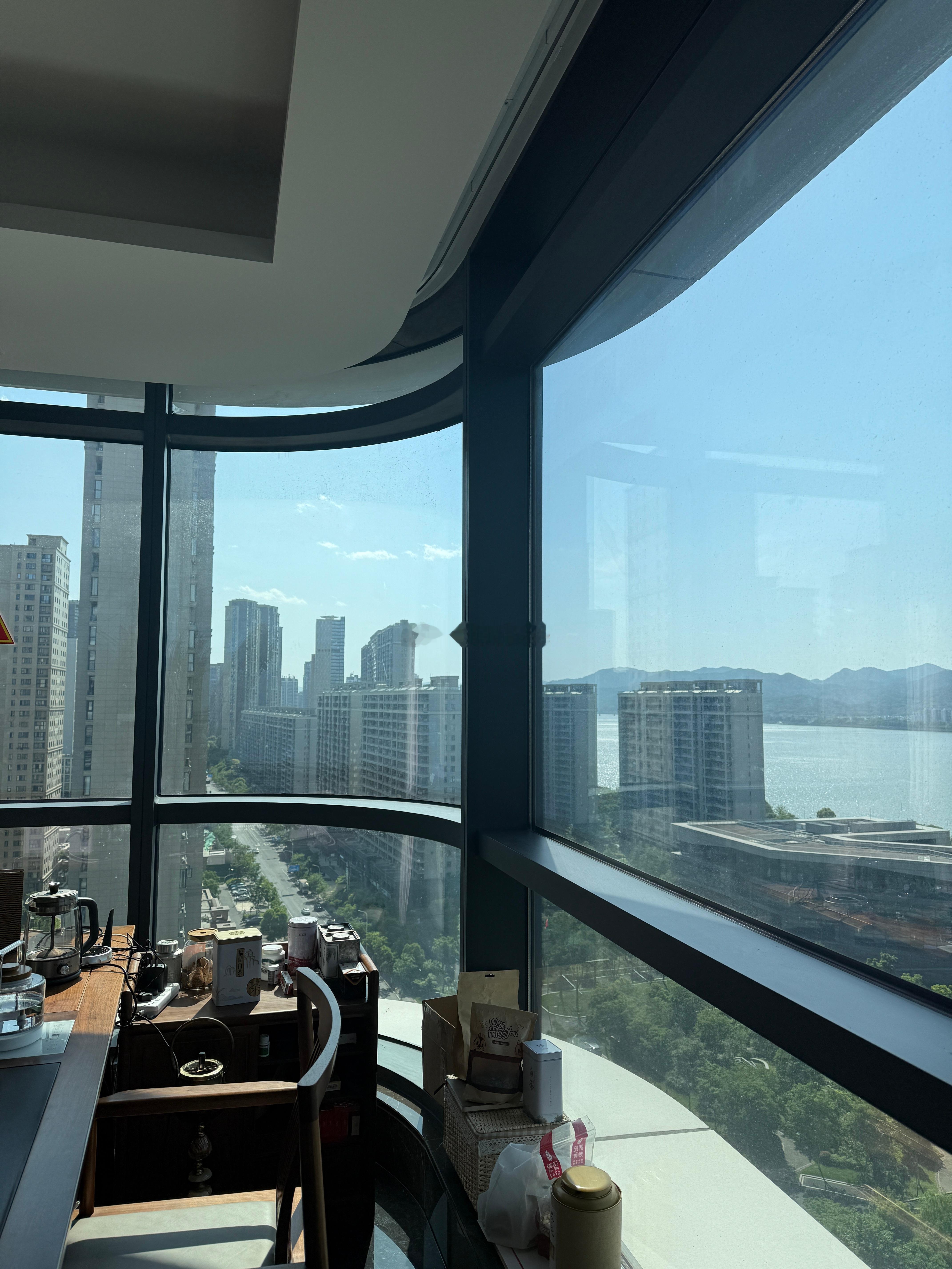 五月的天 刚诞生的夏天[羞嗒嗒] ​​​