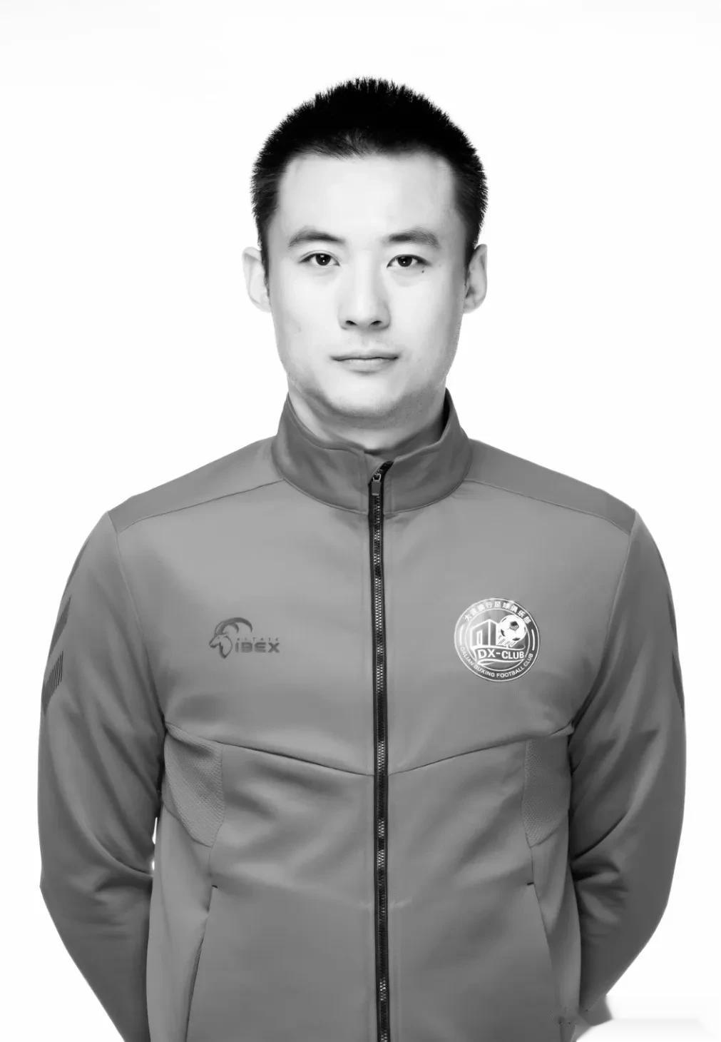 一路走好！兄弟！中国足坛又少了一个大连元素[泣不成声]

从黑龙江FC到大连读行