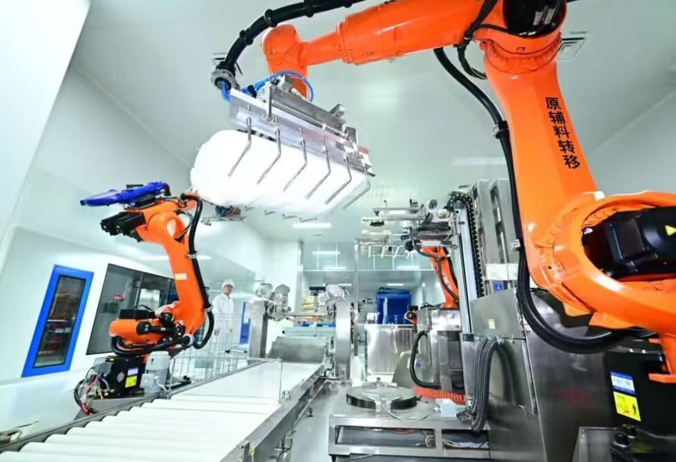 山东省淄博市，在去年一年的时间里，老工业有了新转型。淄博这座曾以"淄"字为名的老