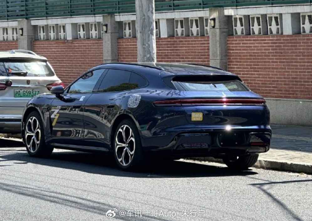 全新尚界Z7T无伪装实车图曝光车头倒是挺长的感觉和启境的外观大差不差