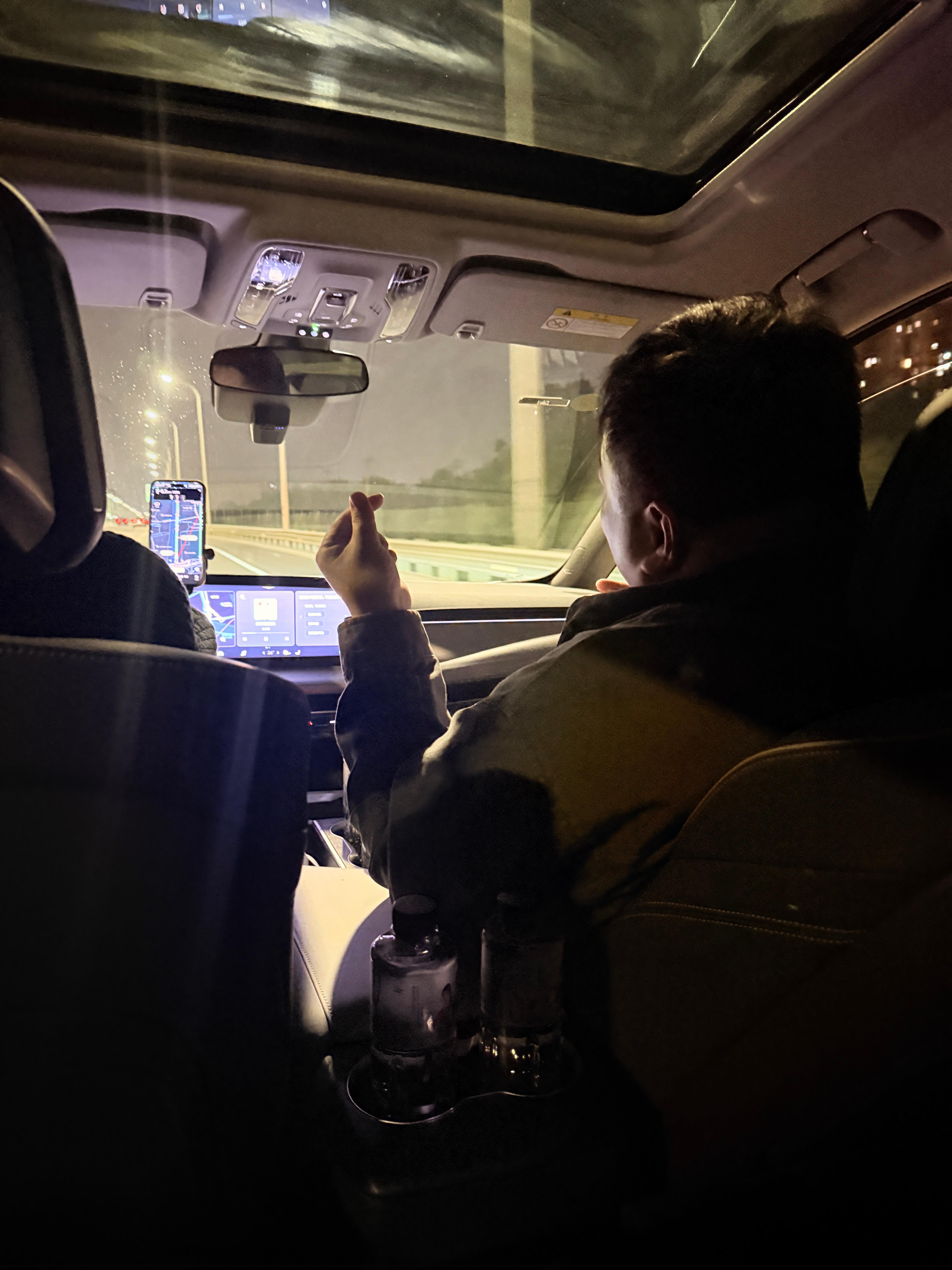 大晨子对我的女摄小姐姐说：啾咪（我有一种磕上了cp的感觉） 北京