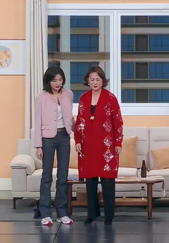 被孙千春晚穿搭拿捏了！普通人也能照搬变美