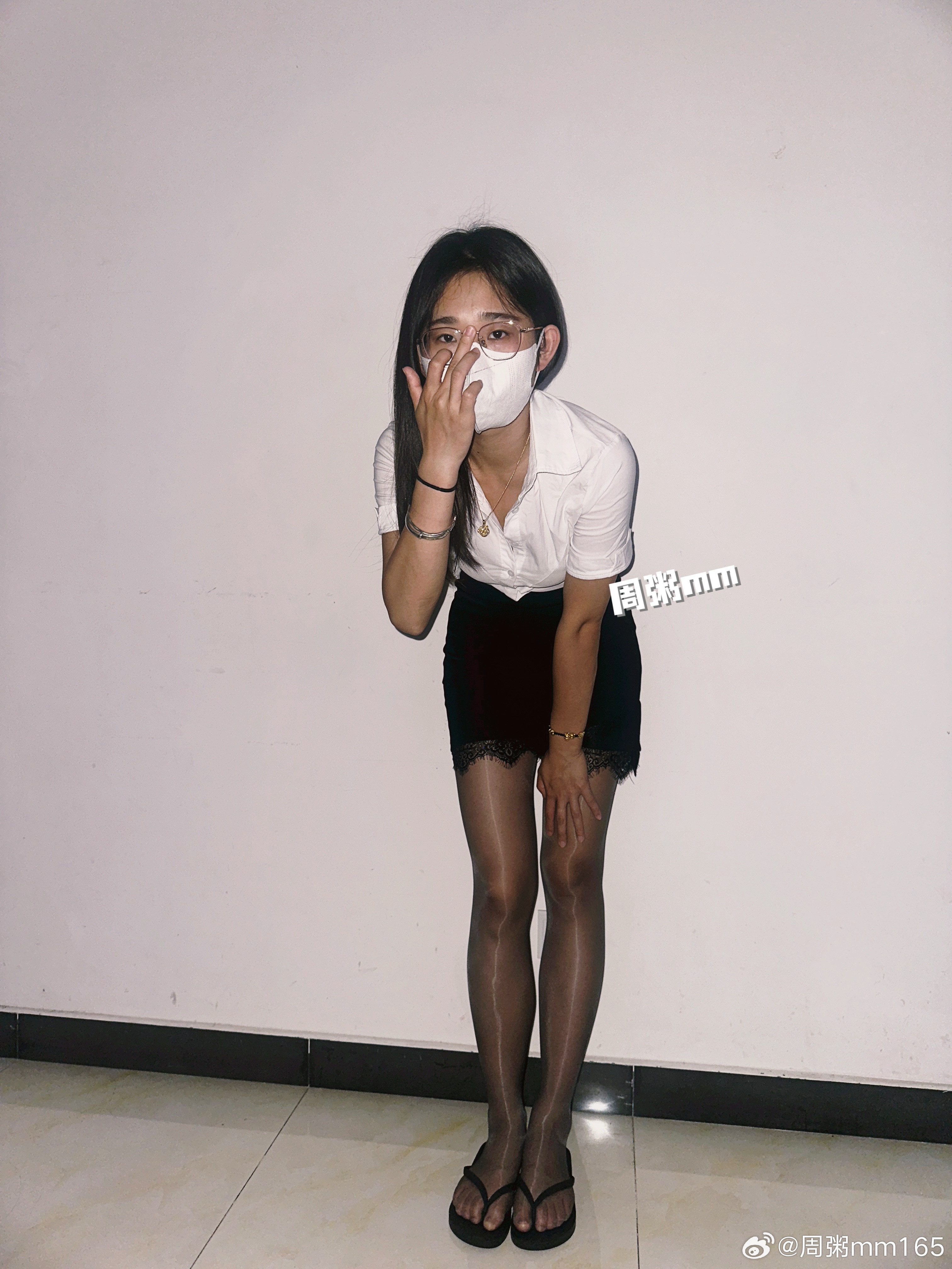 在家罚站 呜呜 