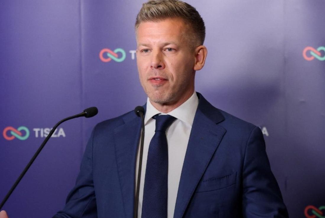 现在他当选了，不久将出任匈牙利新一届政府总理。在大政方针上应该与欧尔班有一定的延