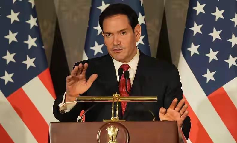 美国国务卿鲁比奥这次去印度，本来是想去“灭火”的，结果差点把自己给点着了！

5