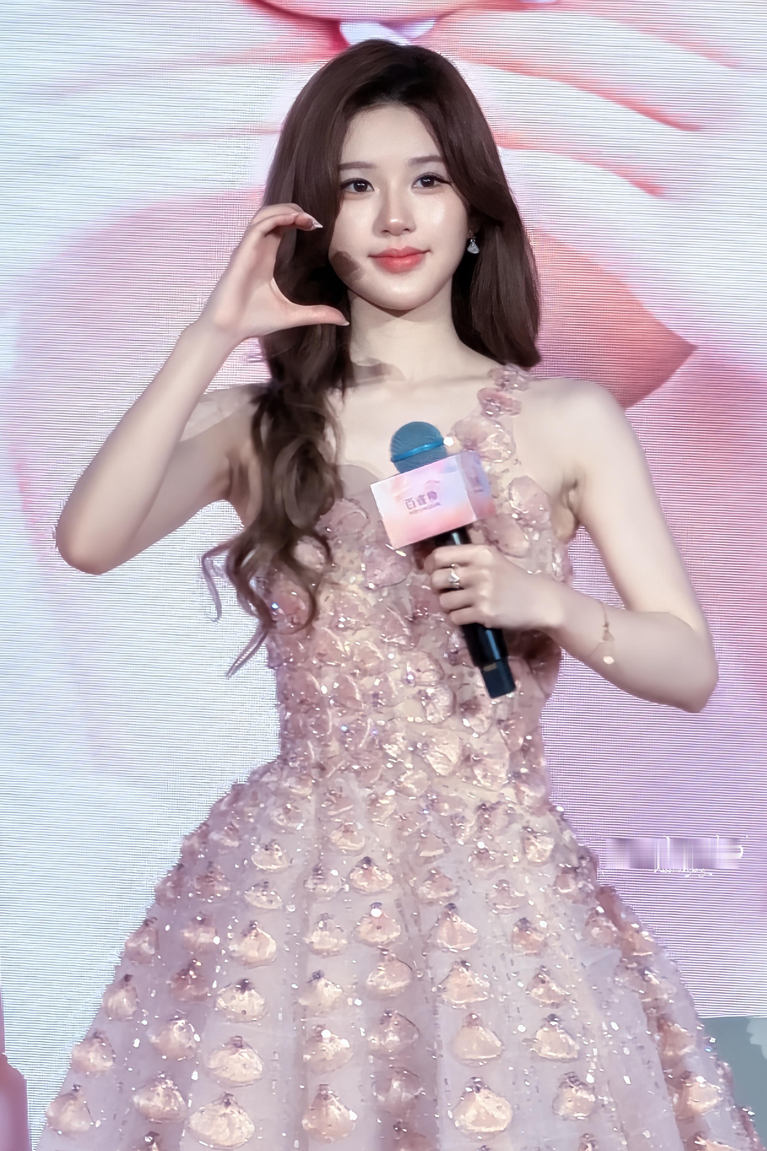 我会，积累更多幸福的画面🎀赵露思