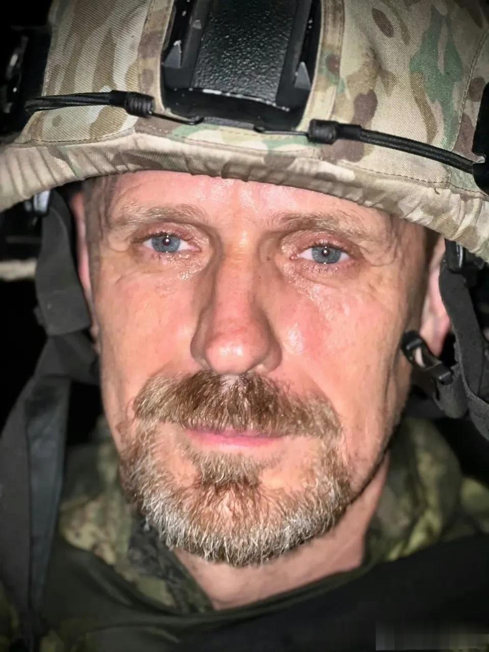 驻守扎波罗热的俄罗斯武装部队第 58 集团军士兵的面孔。
看得出来俄罗斯是个多民