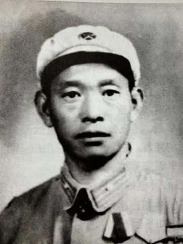 [中国赞]1943年，八路军电台台长刘长生，拿着结婚申请找组织批准，然而组织发觉