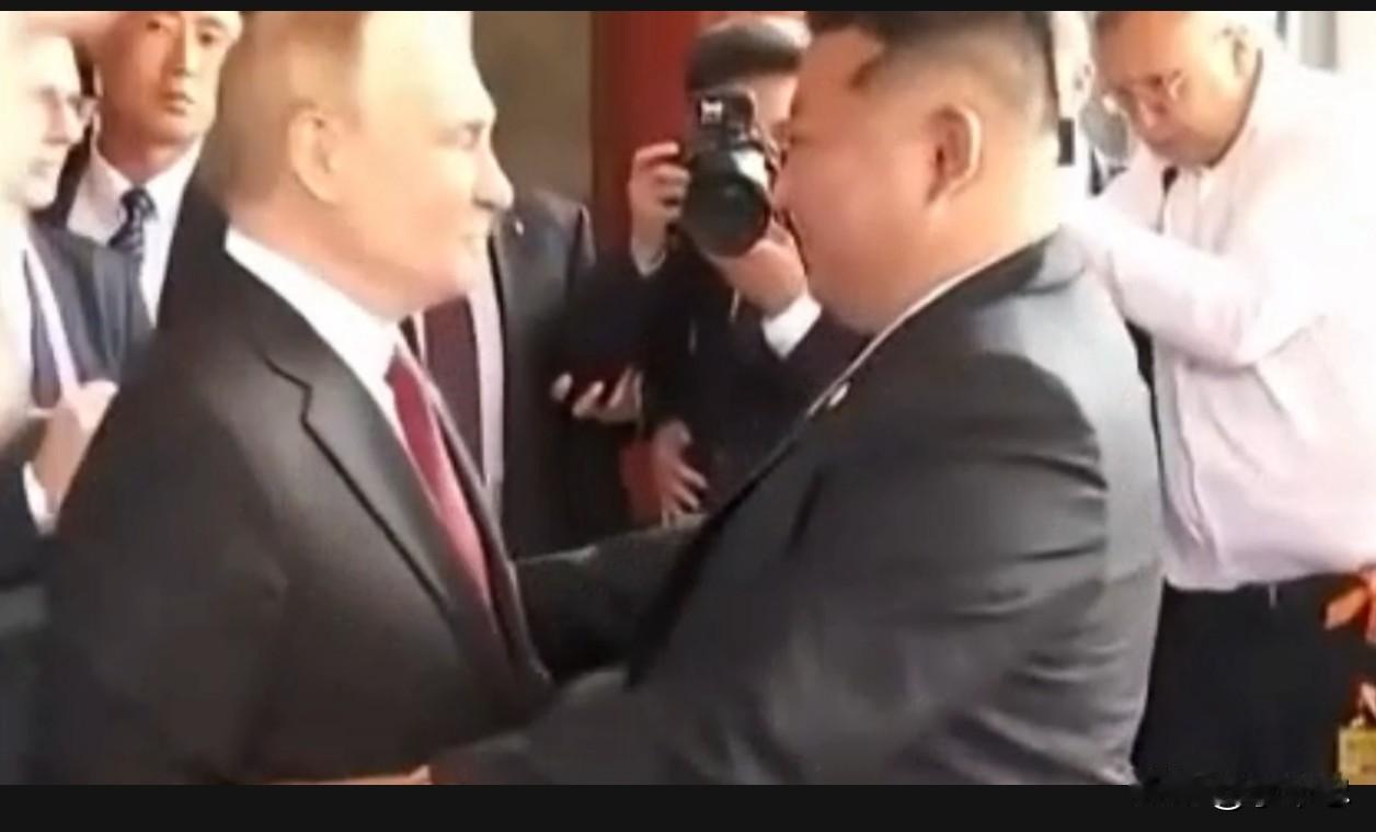 金正恩：“坚信俄罗斯能维护领土完整”，“领土完整”的硬核回击：打痛谁的脸？

8