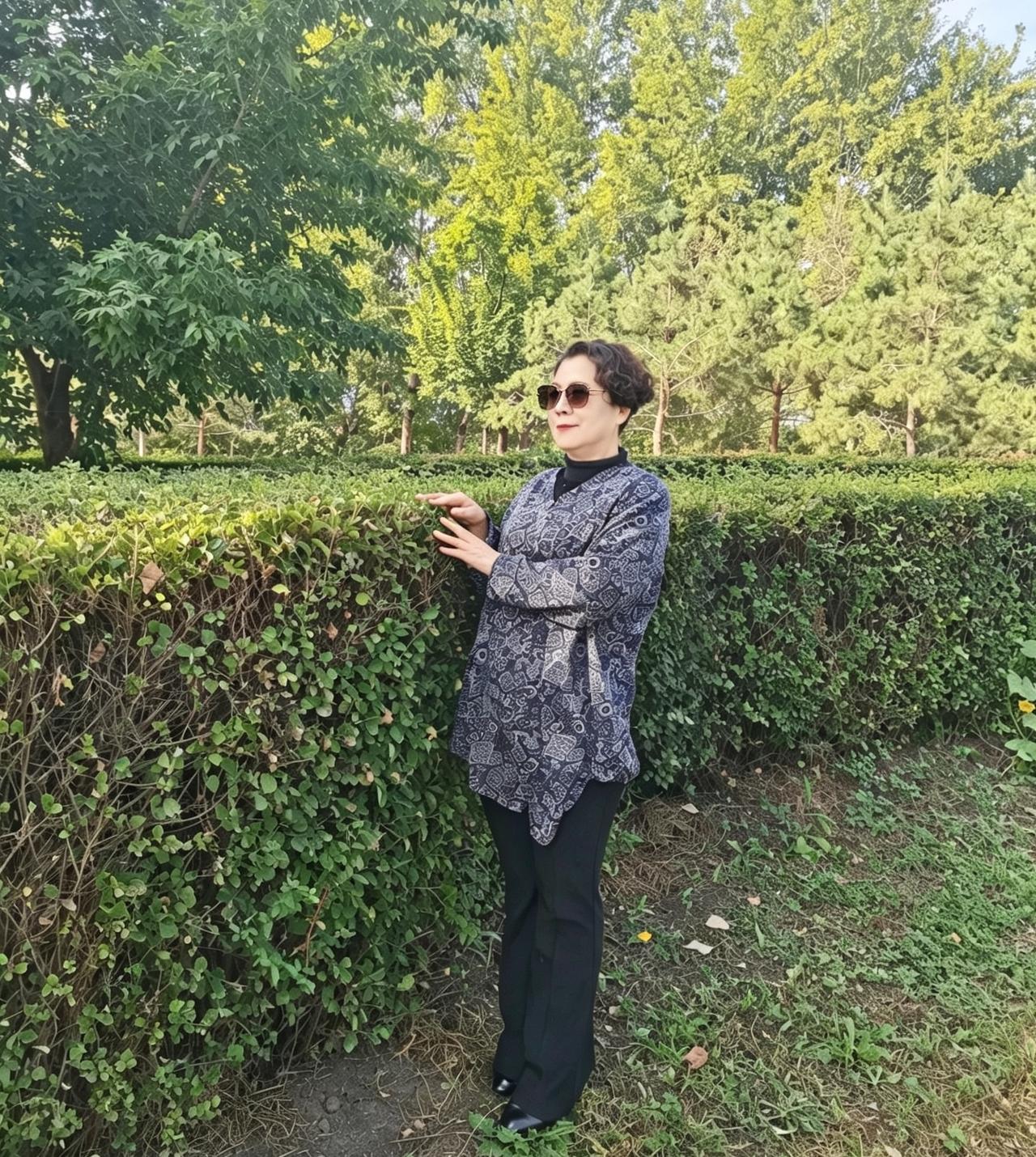 一大早的，天气很凉爽。

金九银十的日子，还是应该特别珍惜的。

今天早晨就写作