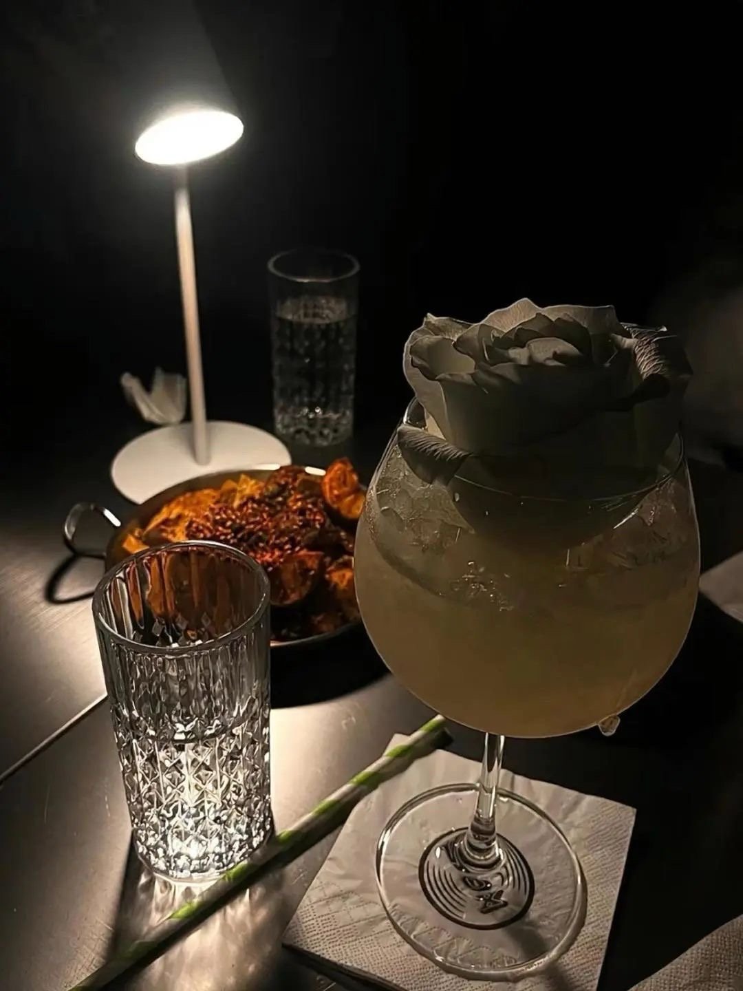 ✧ 𝑺𝒐𝒖𝒍 𝒄𝒂𝒓𝒆 🌙重要的人越来越少 剩下的人越来越重要