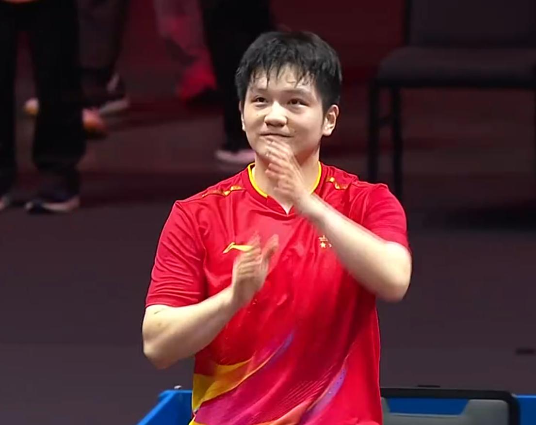 就全运会来说，樊振东取得的成绩已经力压马龙了：
男单：马龙2013年和2017年