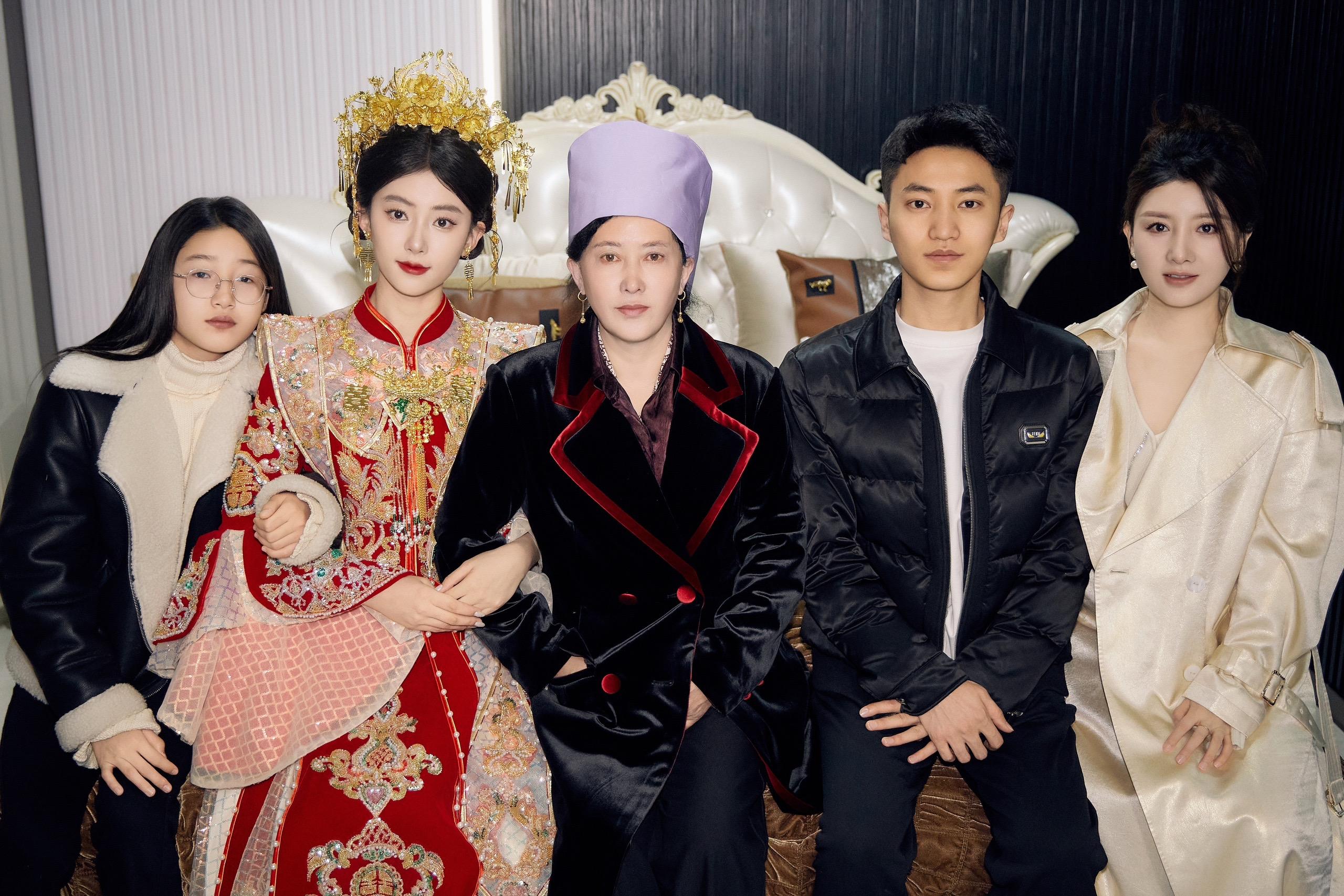 世界很大 幸福很小 有你们在 很温暖