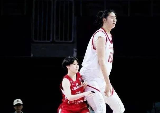 中国女篮WNBA选秀史！4人被选中，张子宇有望成历史最高顺位！

现在所有人都在