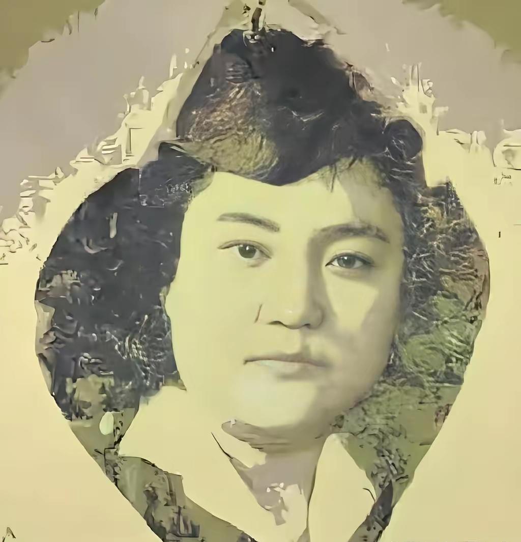 1940年深秋，22岁的抗日女译电员王宝云，因叛徒出卖落入敌手。日军一心想从她口