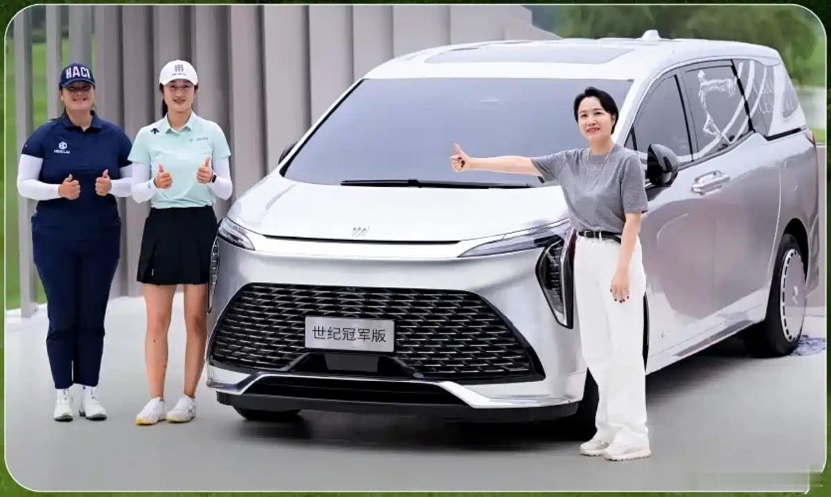 懂车之道讯近日，别克品牌正式发布了世纪冠军版车型。新车为庆祝别克高尔夫20周年庆
