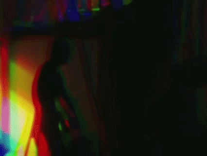 越四越野越爱，砸吧。 