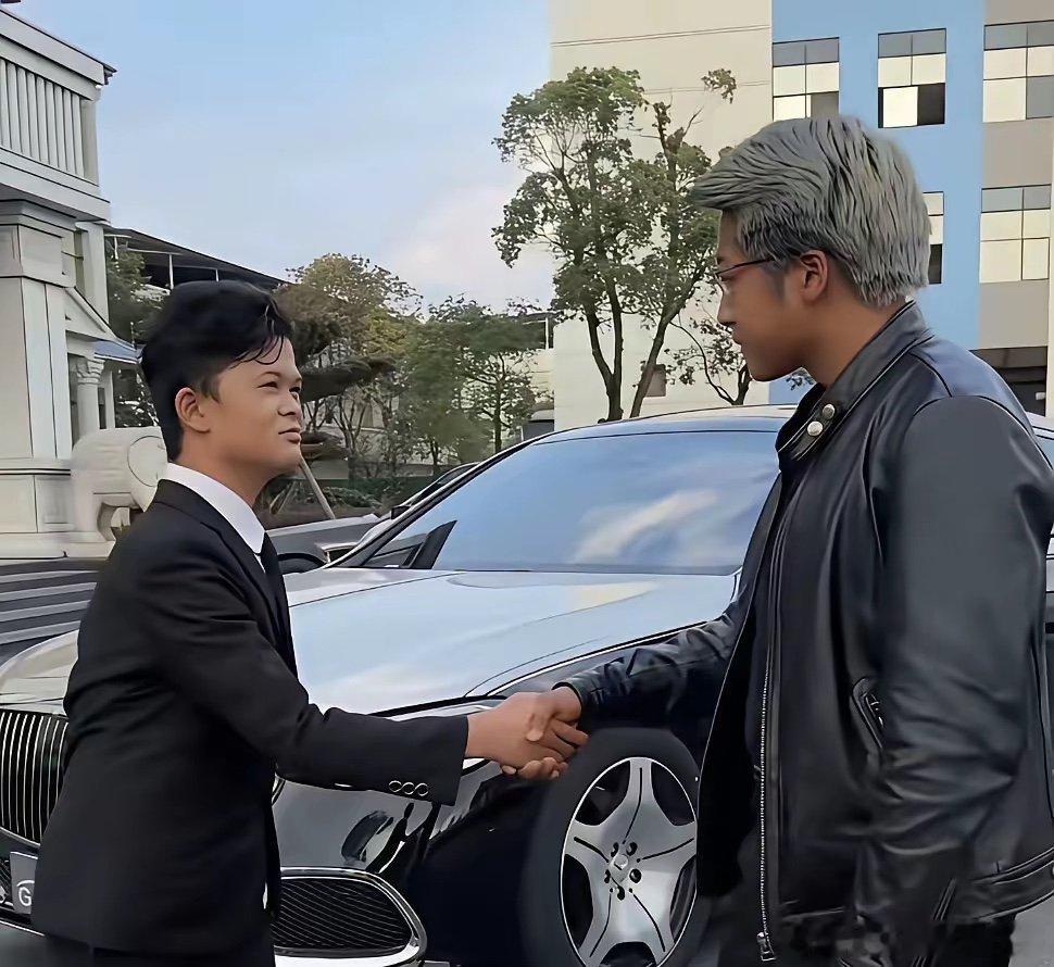 黄银勋登门拜访小马云，整上世纪会面了！ ​​​