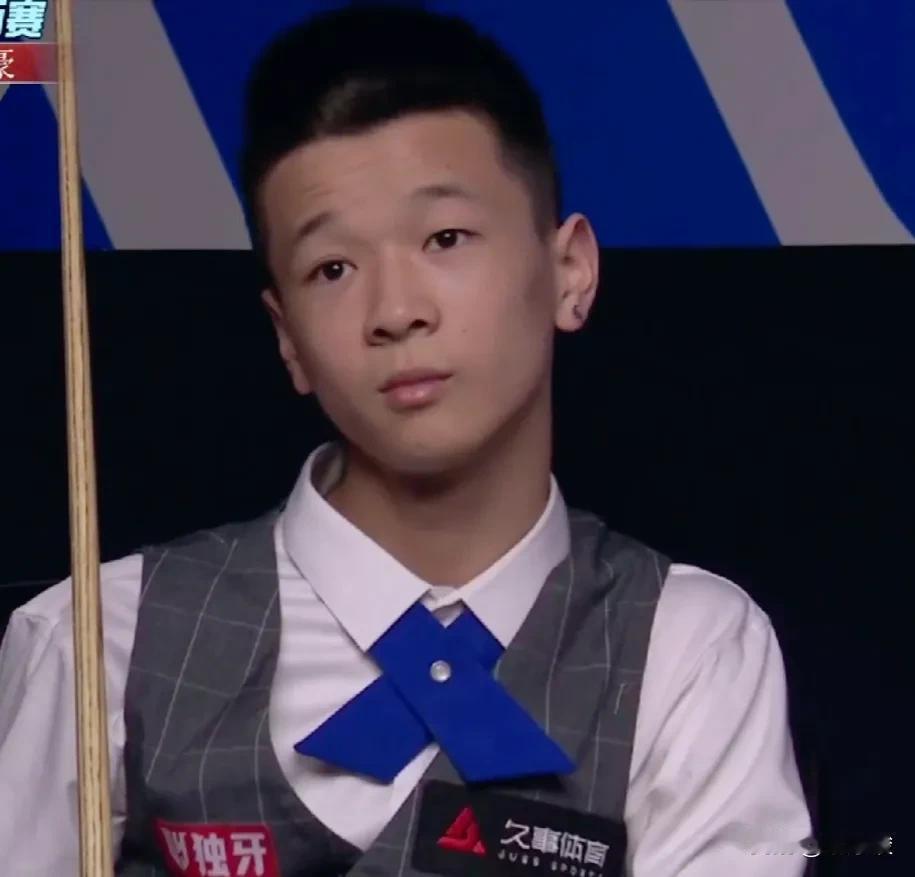 上海大师赛首轮爆冷，张安达3-6负于外卡选手周金豪；卡特6-0零封邱磊，强势晋级