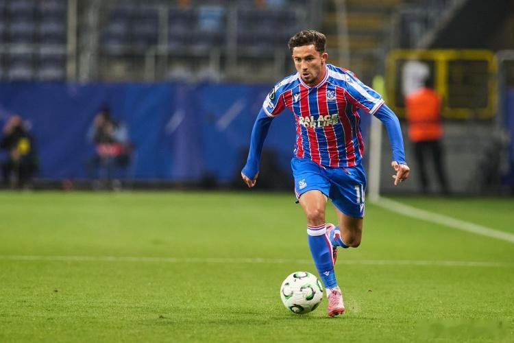 11月29日讯 近日，曼联名宿鲁尼谈到了水晶宫边锋皮诺的出色表现，他表示球员在场