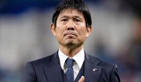 日本队命苦！小组赛第三战才打了几分钟，命运就定了，小组第一没戏了，淘汰赛肯定要打