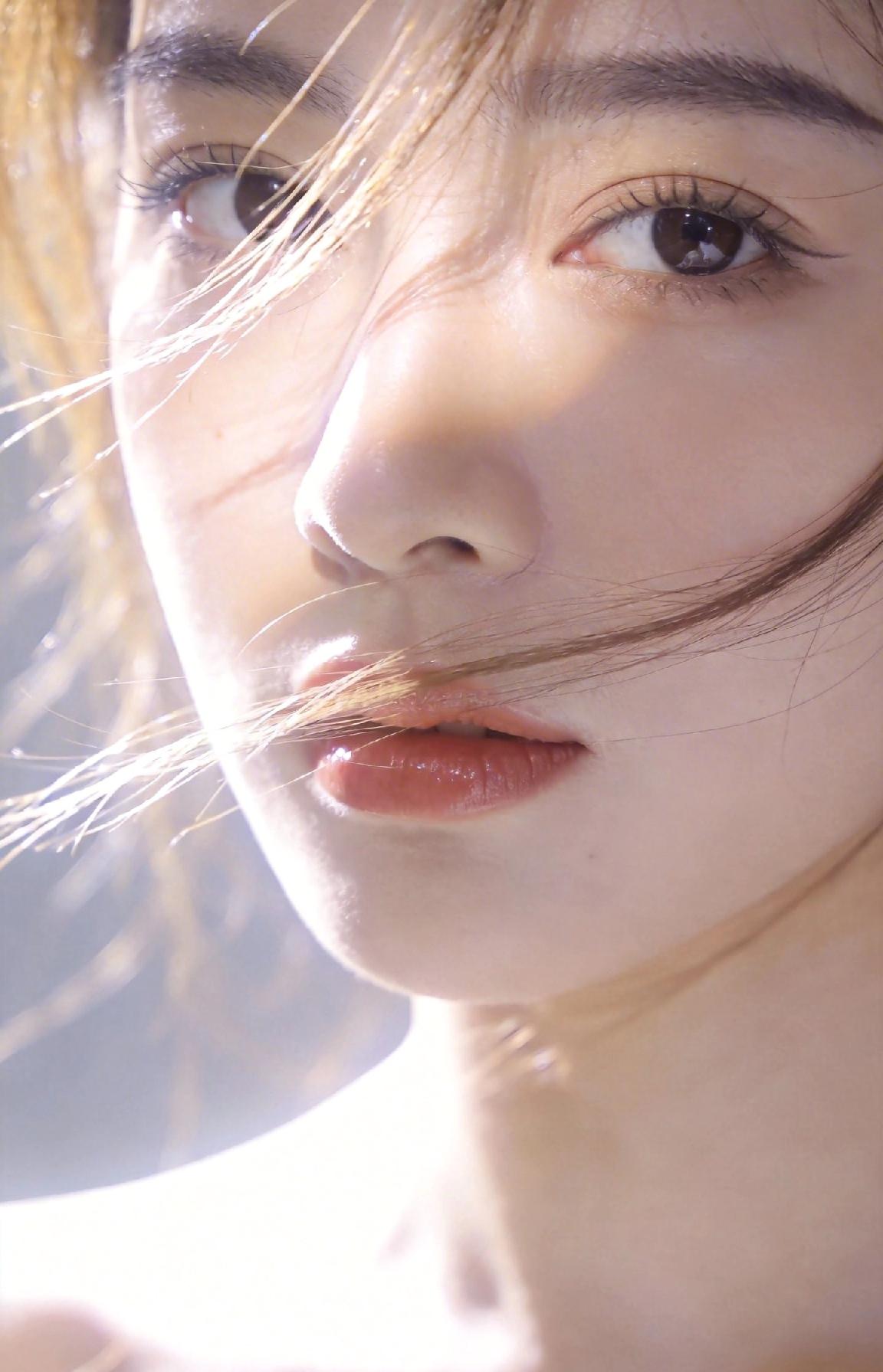 多少婚姻，
不是输给背叛，
而是败给了这四个字。

绝大多数婚姻，
过得一塌糊涂