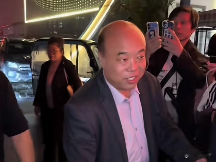 解清帅完婚后，妥妥的人生赢家。
被拐25年，找回了父母，父亲名下4家公司10套房