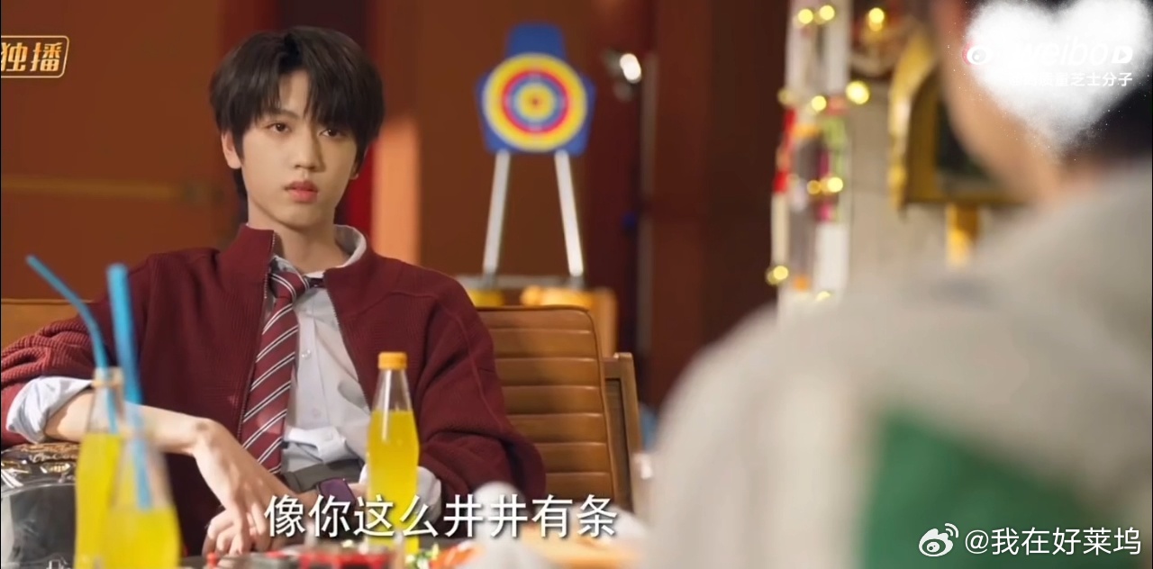 陈奕恒怎么把我理想型说出来了我们的少年时代2被陈奕恒的发言狠狠圈粉，从容平和的表