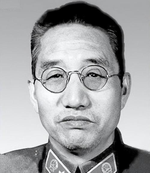 借钱的老司令，冰心的好家风 ——1985年张爱萍将军家中那一幕
1985年5月，