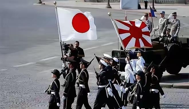 中日之间的问题，比仇恨严重一万倍，本质上是生存的争夺，几乎没有解决的可能。实际上