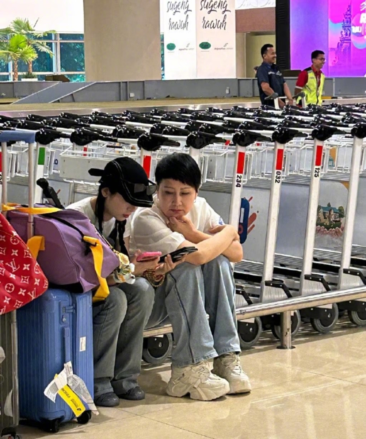 偶遇张凯丽坐绿皮火车其实很佩服张凯丽，绿皮火车现在让我做我感觉自己都坚持不下来，