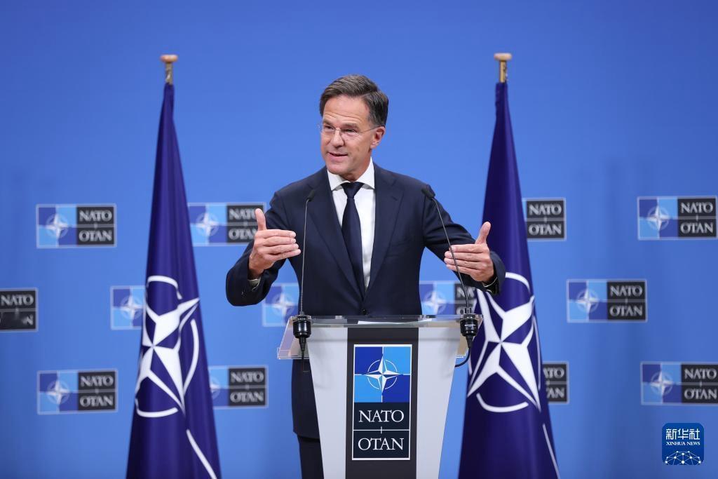 北约秘书长吕特向欧洲发出最严重警告

北约秘书长马克·吕特12月11日在柏林公开