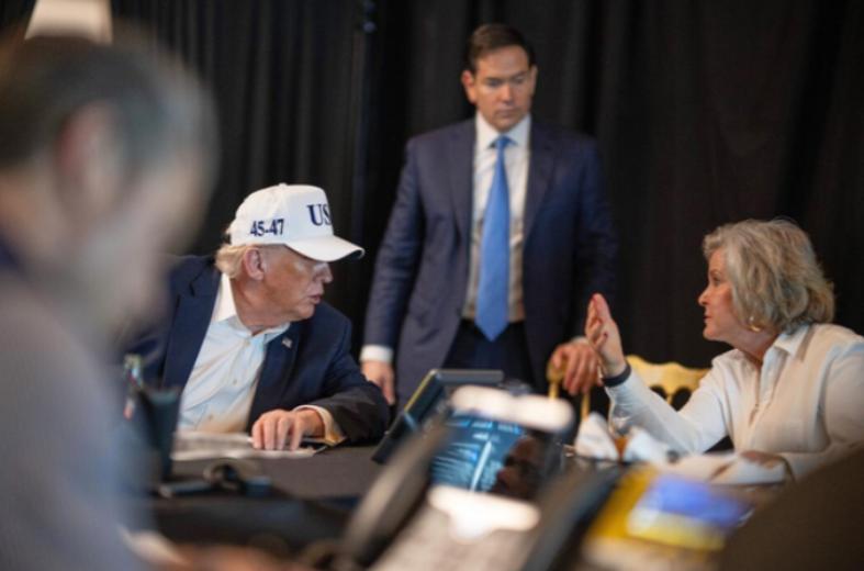 美国这次真被打疼了，特朗普白宫情绪失控，说话都变了调！特朗普说，美国将展开对伊朗