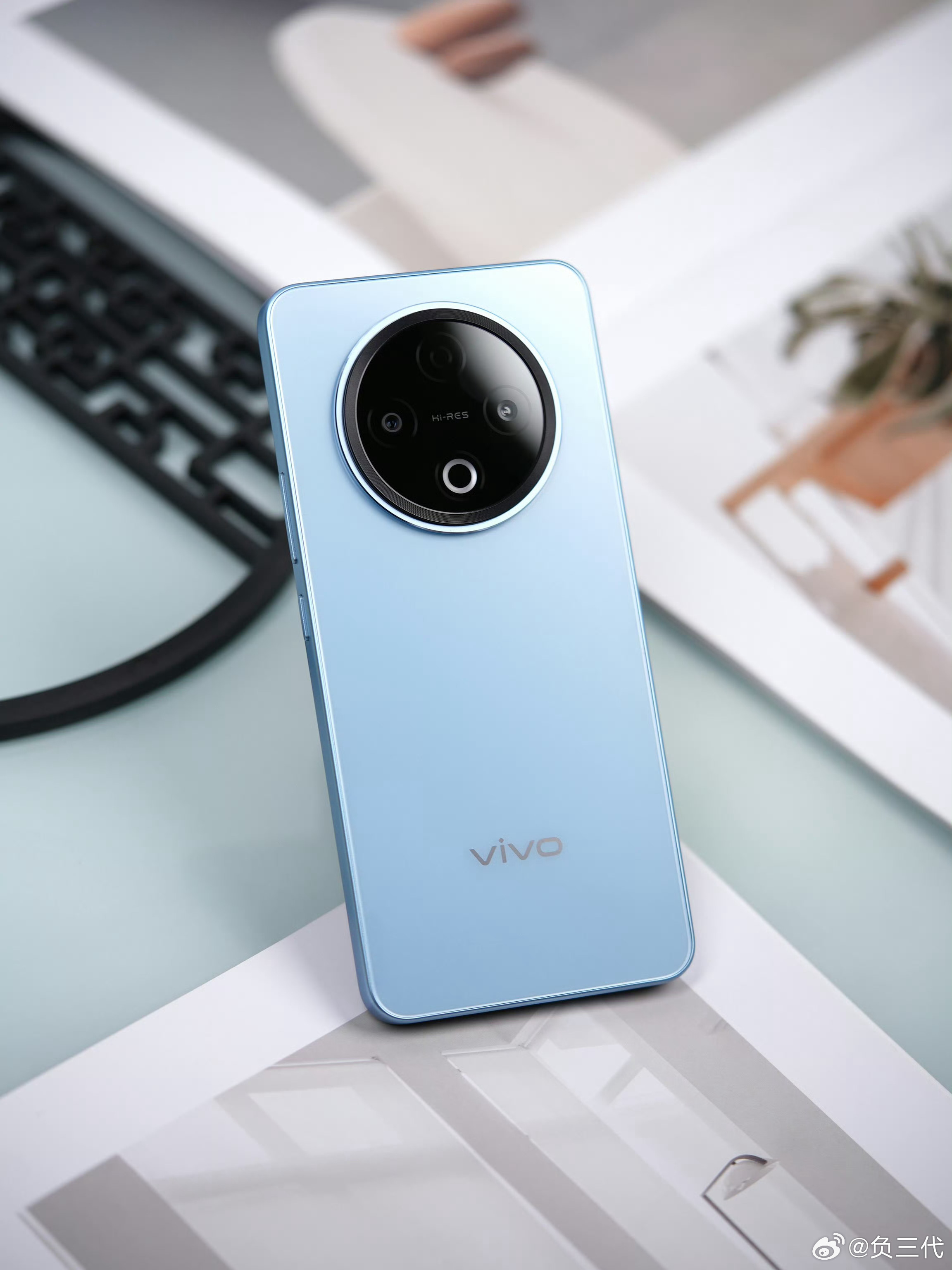 转+关，送一台vivo Y500「冰川蓝」，12+512GB顶配2026所愿皆成