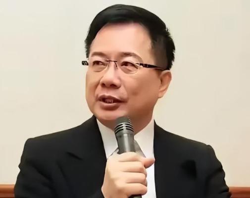 台湾内部终于有人把话彻底挑明了！前国民党高层蔡正元，最近直接摊牌，给大陆指了条“