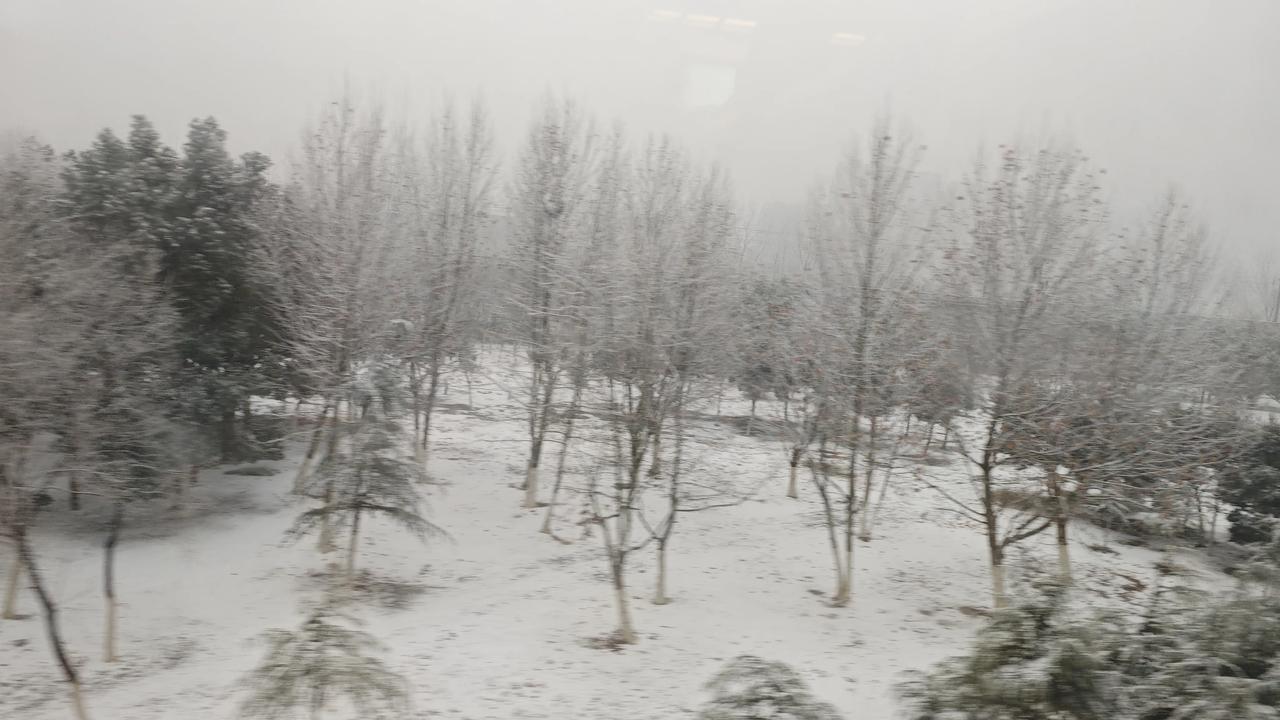 #回家# 因为湖北大雪、冻雨，恰好又要经过汉口火车站，经历了13个小时的晚点，终