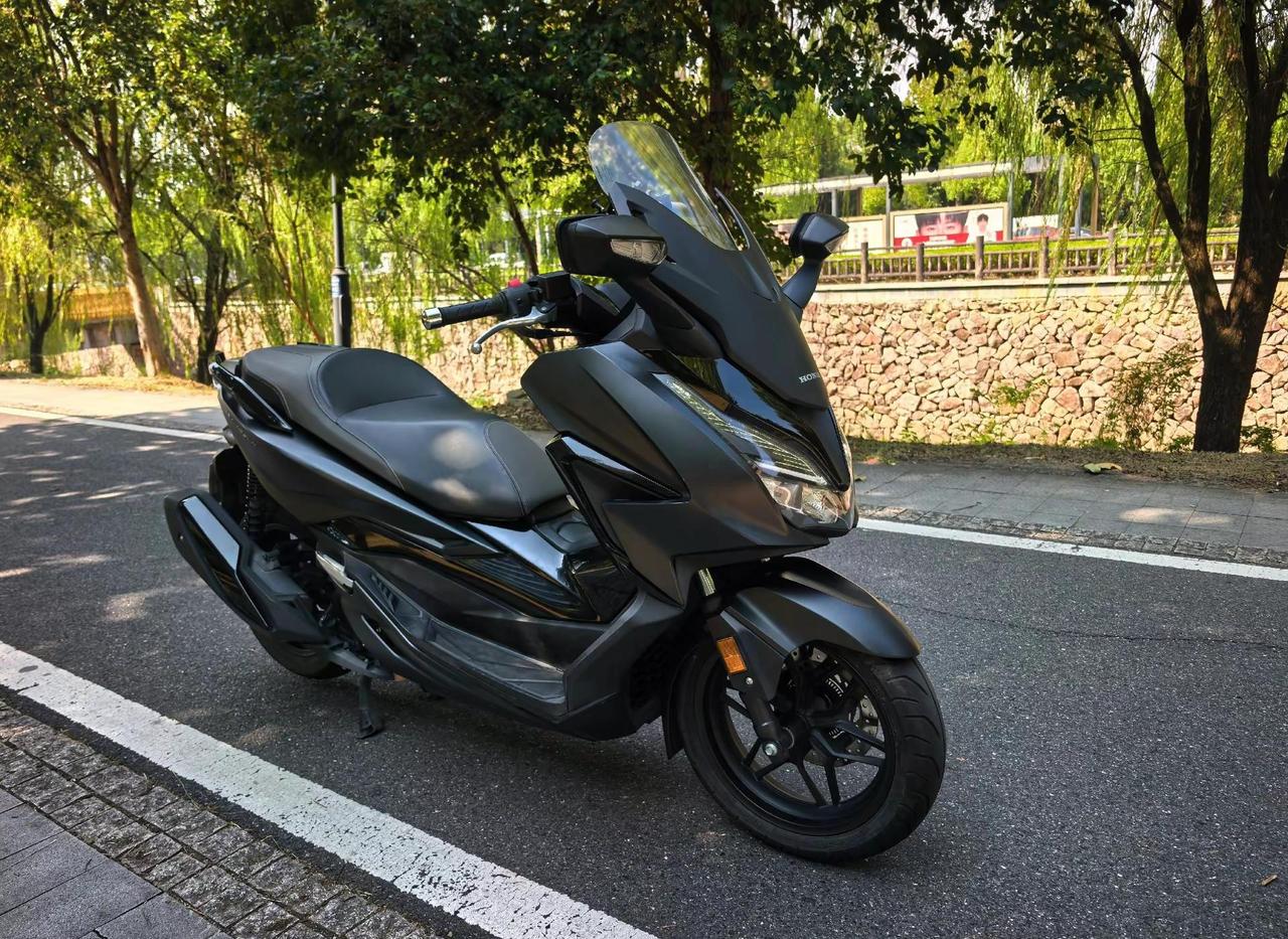 22年7月上牌的进口版本田佛沙350 ，一手8000km，带个1500的出险，无