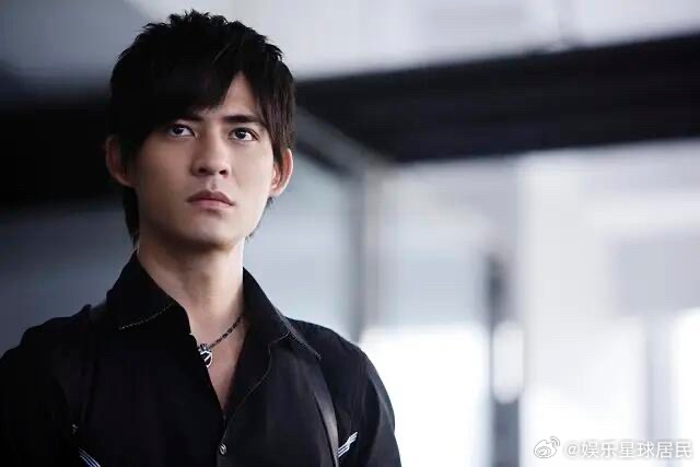 周渝民出MV了 周渝民一开口就是青春回忆杀🎵新 MV 质感高级，状态稳到惊人，