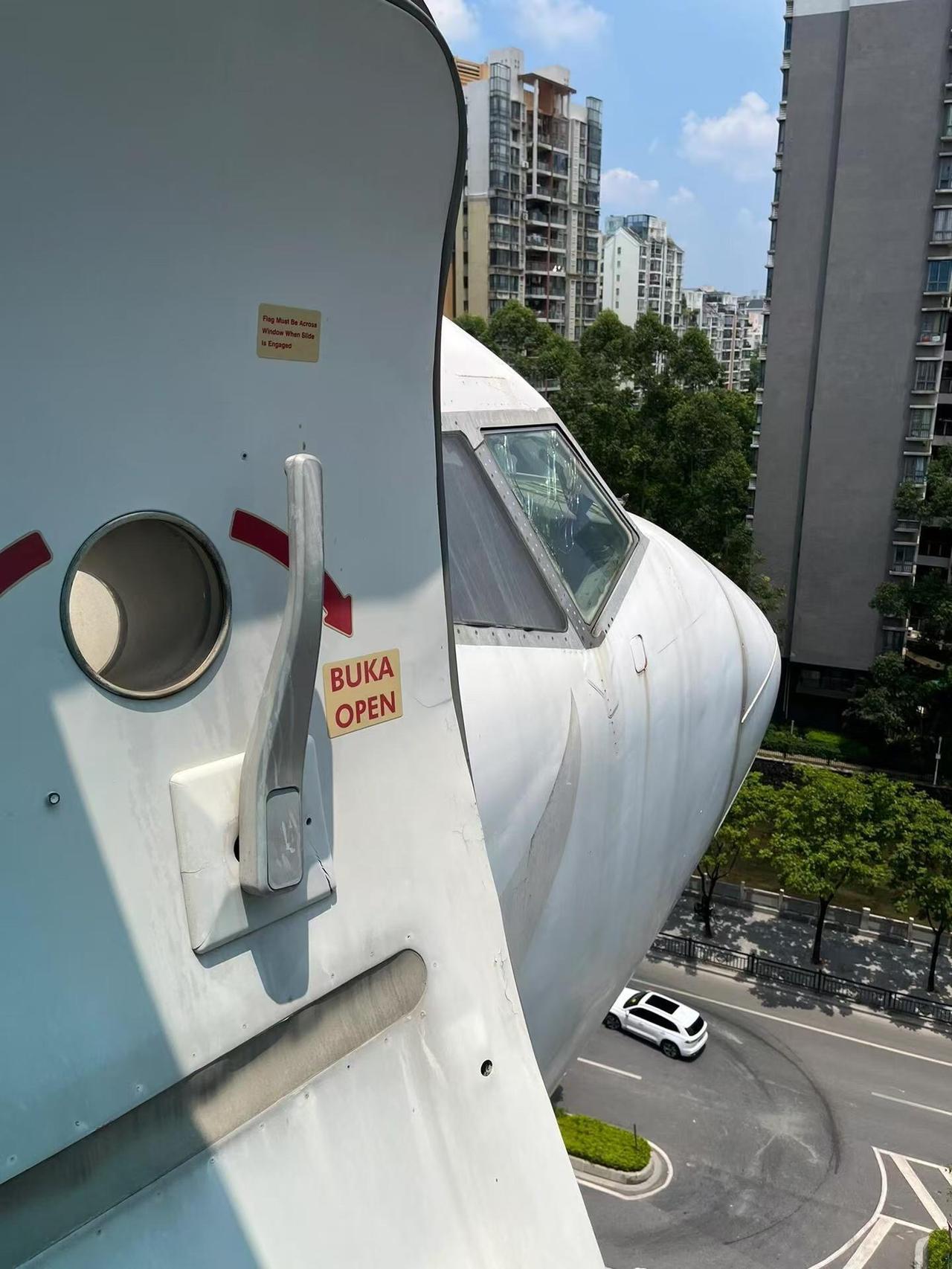 #波音 #空客 #飞机 #空姐 #探险 冷门打卡景点