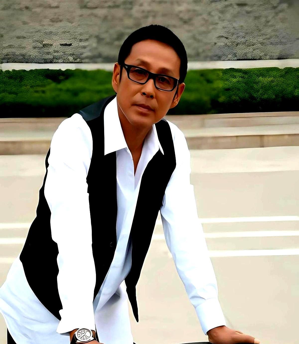 69岁陈道明不拍戏了？真相扎心
 
他一年只挑一部戏，剩下三百多天给老妈做饭。陪