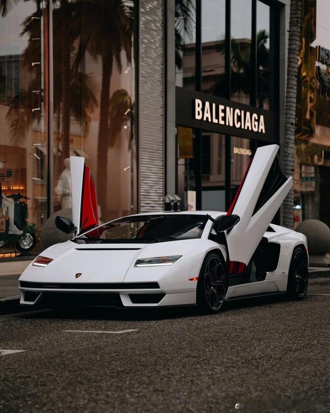 Lamborghini Countach和LV好配哇[期待] ​​​