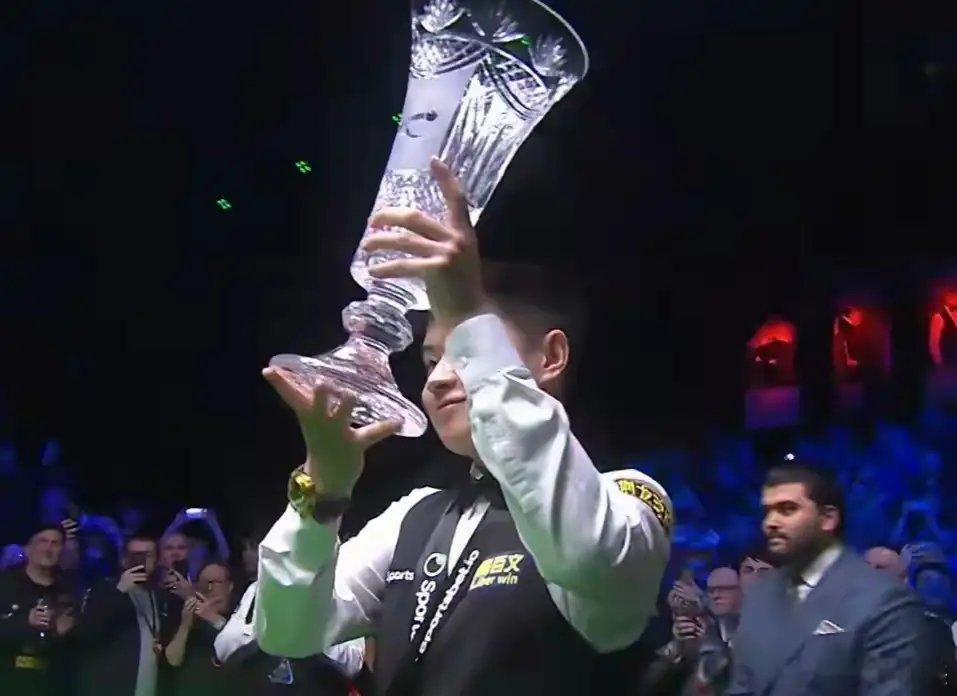 背靠背夺冠！决赛胜率100%，十五万镑冠军奖金，一万镑单杆最高分奖金，赛前火箭预