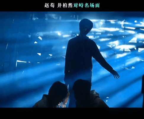 井柏然这段囚禁6天的花絮井柏然这段看着好疼啊囚禁六天的幕后花絮，看得人心里发堵。