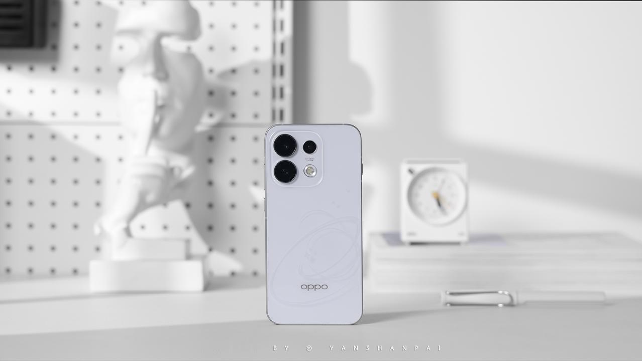 OPPO Reno16真是一眼心动！分享一组实拍图赏大家感受下～
我算是发现了，
