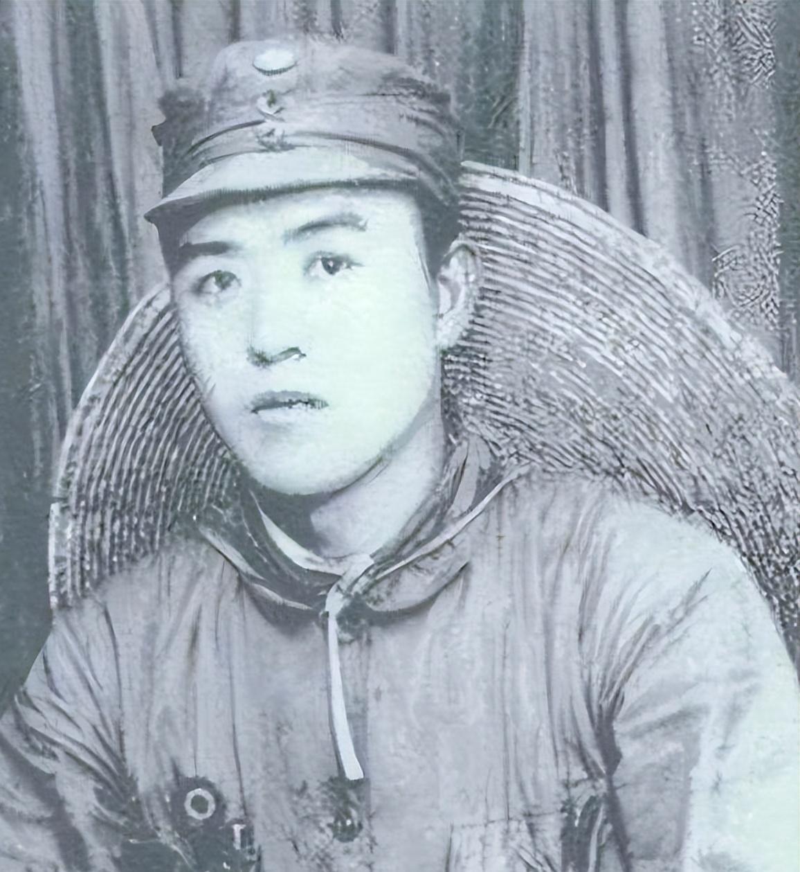 他曾统帅数十万大军，为延安捐赠十三万两黄金，后来为何只担任劳资处长职位？
194